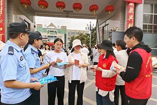 曼晚评分：马夏尔滕哈赫3分，6人4分，马奎尔安东尼等4人5分最高